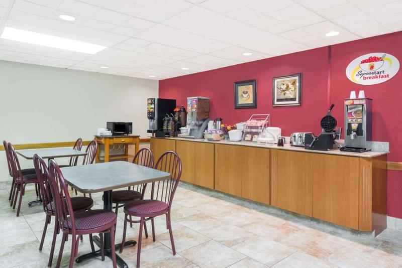Holiday Inn Express & Suites - Milan - Sandusky Area By Ihg Exterior foto