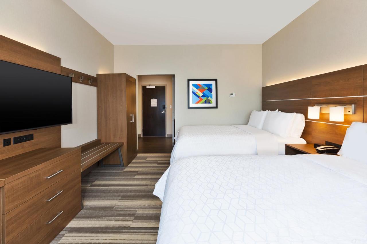 Holiday Inn Express & Suites - Milan - Sandusky Area By Ihg Exterior foto