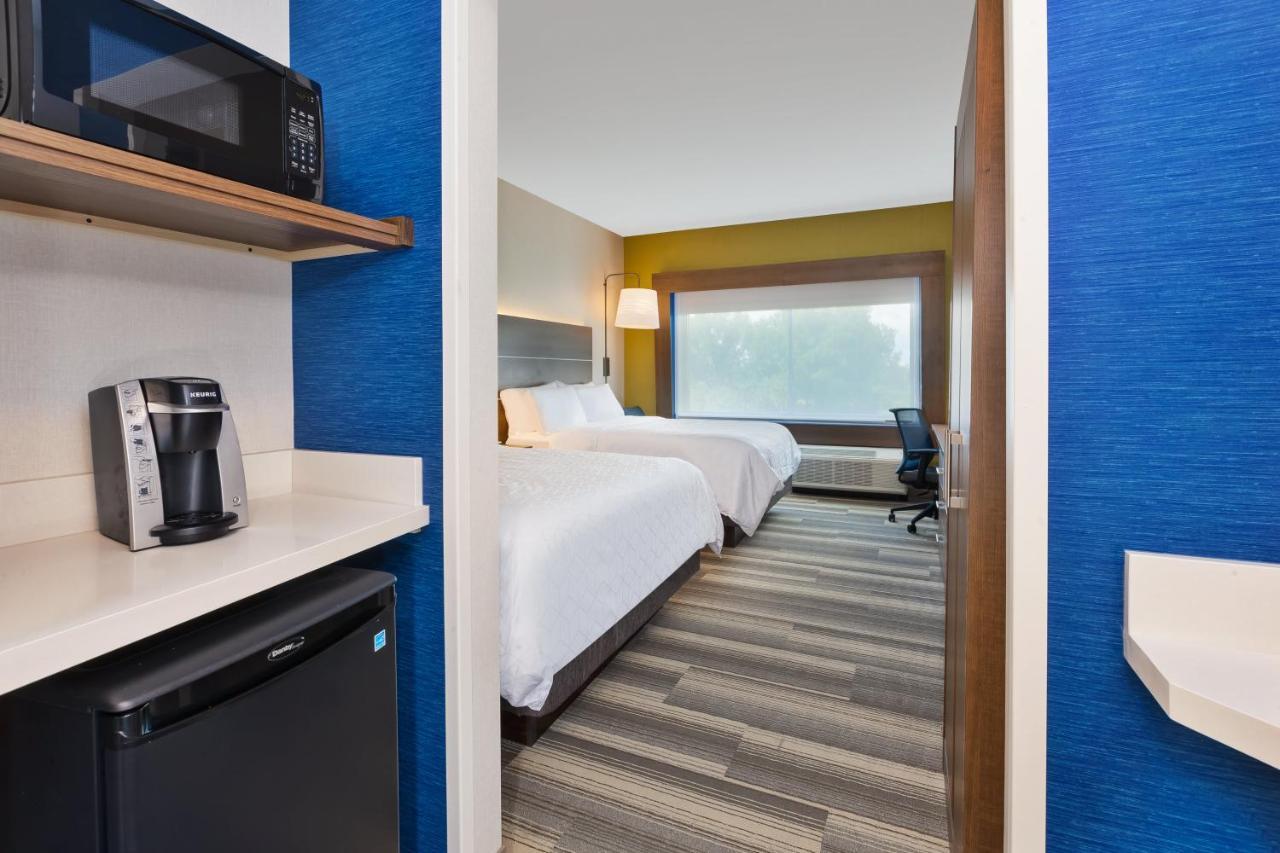 Holiday Inn Express & Suites - Milan - Sandusky Area By Ihg Exterior foto